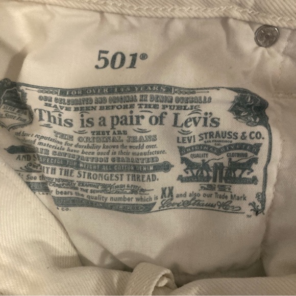 Levi’s 501 white embroidered jean shorts - Picture 7 of 7